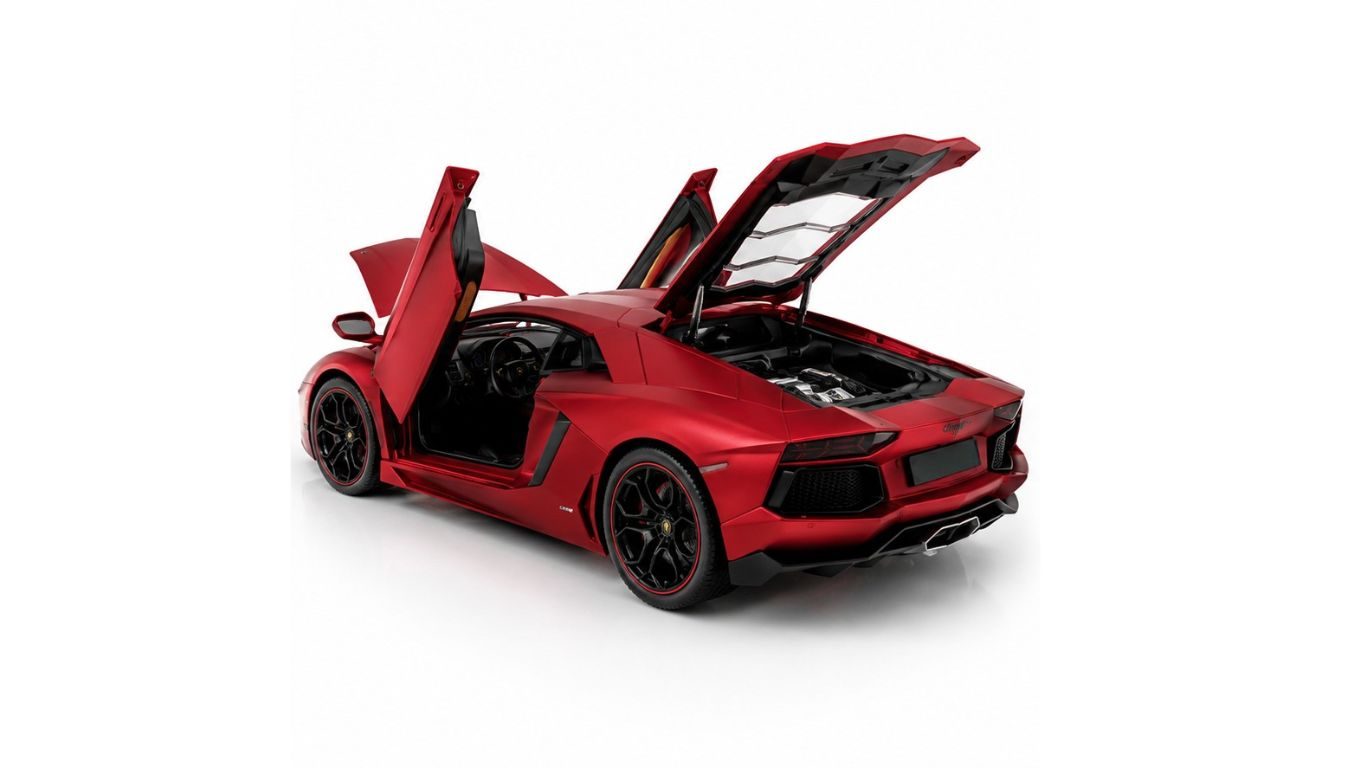 Matte red Aventador rear detail